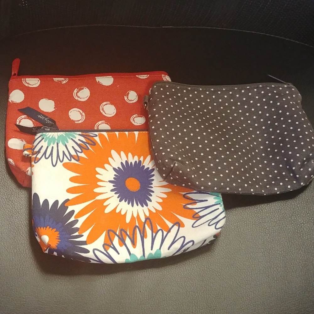 Thirty one zipper pouch